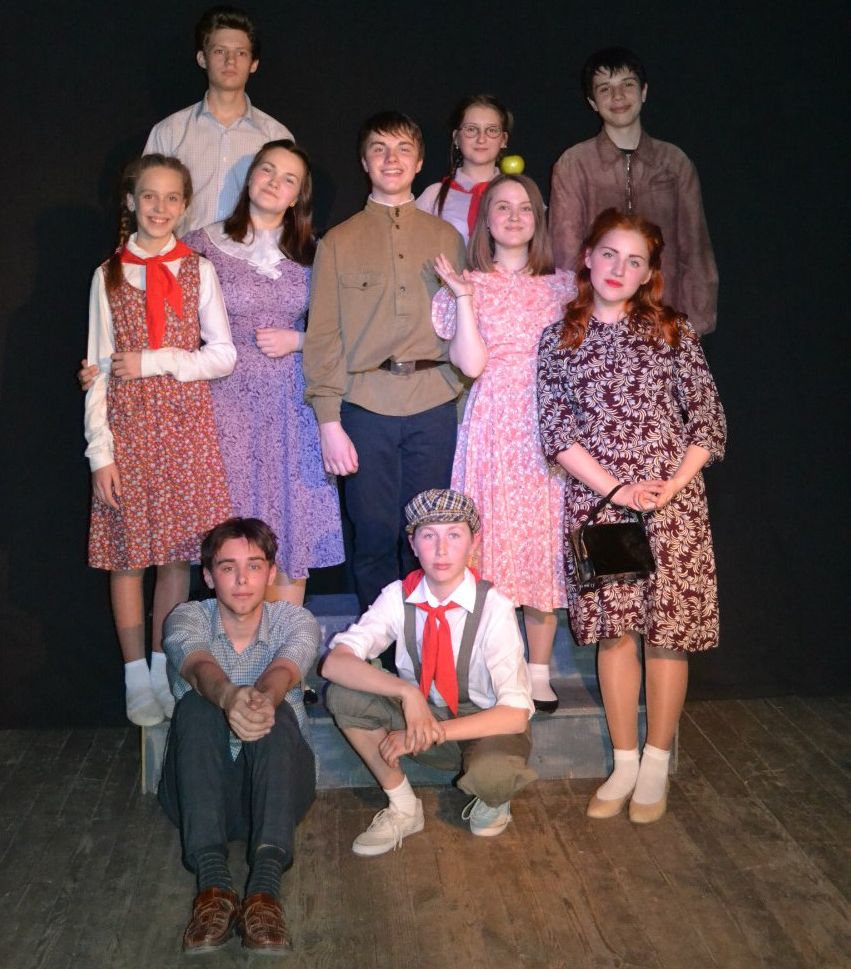 Яблоко 5.jpg Яблоко 5.jpg